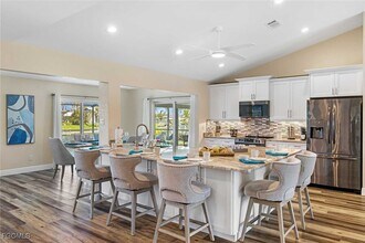 2307 SW 40th St in Cape Coral, FL - Building Photo - Building Photo