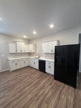327 S Florence Ave in Springfield, MO - Building Photo - Building Photo