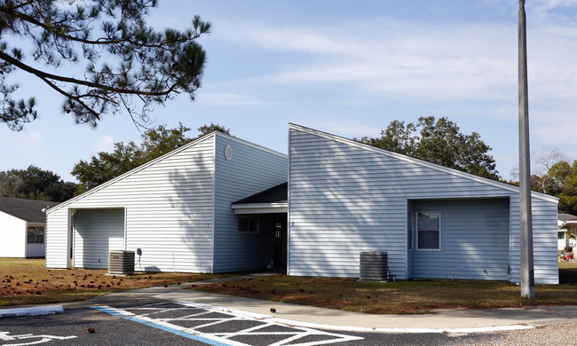 4400 Westover Ave in Pensacola, FL - Building Photo - Building Photo