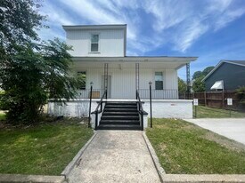 1157 Olympia Ave, Unit B in Columbia, SC - Building Photo