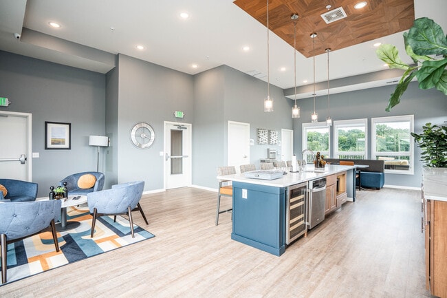 Grand35 Apartments - 55 Plus Active Adult