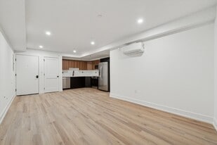 808 N 3rd St in Philadelphia, PA - Building Photo