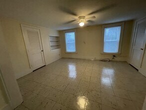 14 Oak St in Laconia, NH - Building Photo - Building Photo