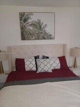 322 Nebraska St in Hollywood, FL - Building Photo - Building Photo