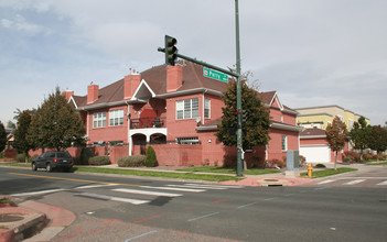 4001 W 32nd Ave in Denver, CO - Building Photo - Building Photo