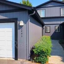 2446 SW 23rd St in Redmond, OR - Building Photo