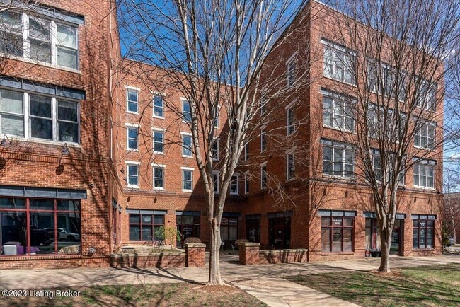 property at 10605 Meeting St