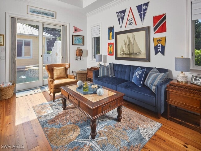 property at 165 Broad Ave S