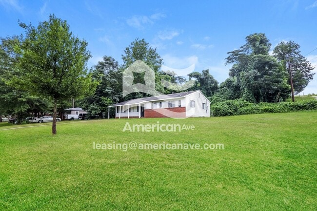 property at 904 Kirkland Dr