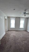 329 E Main St in Mount Joy, PA - Building Photo - Building Photo