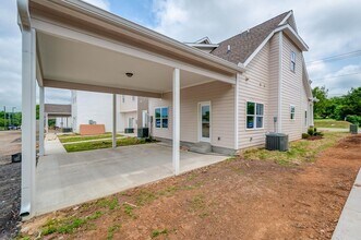 4325 Ashland City Hwy in Nashville, TN - Building Photo - Building Photo