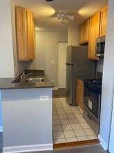 900 W Fullerton Ave, Unit 4B in Chicago, IL - Foto de edificio - Building Photo