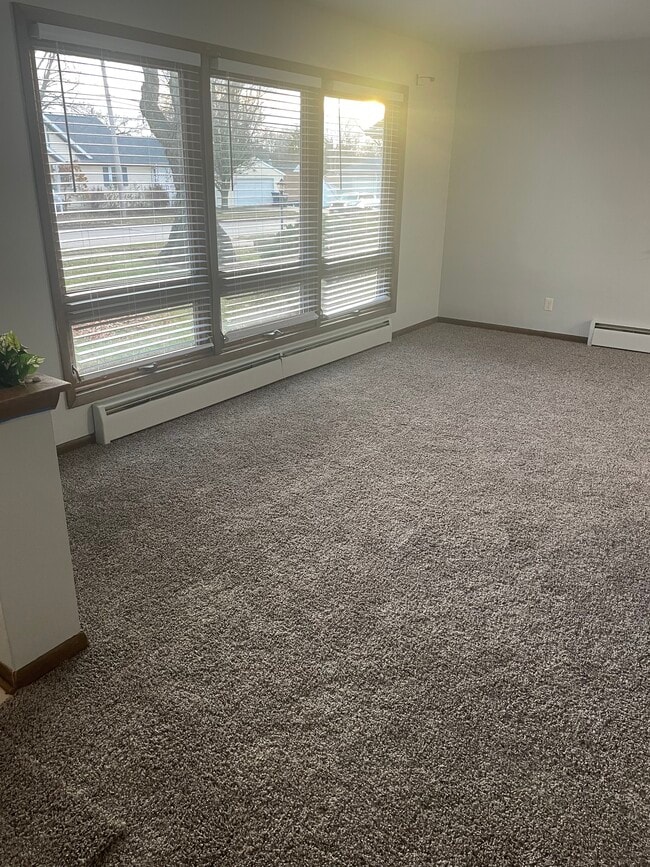 1516 W 35th St in Davenport, IA - Building Photo - Building Photo