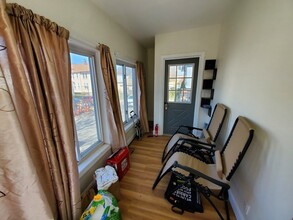 160 Beech St, Unit 1 in Belmont, MA - Building Photo - Building Photo