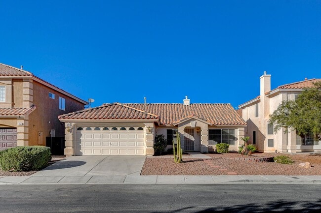 property at 472 Staghorn Pass Ave