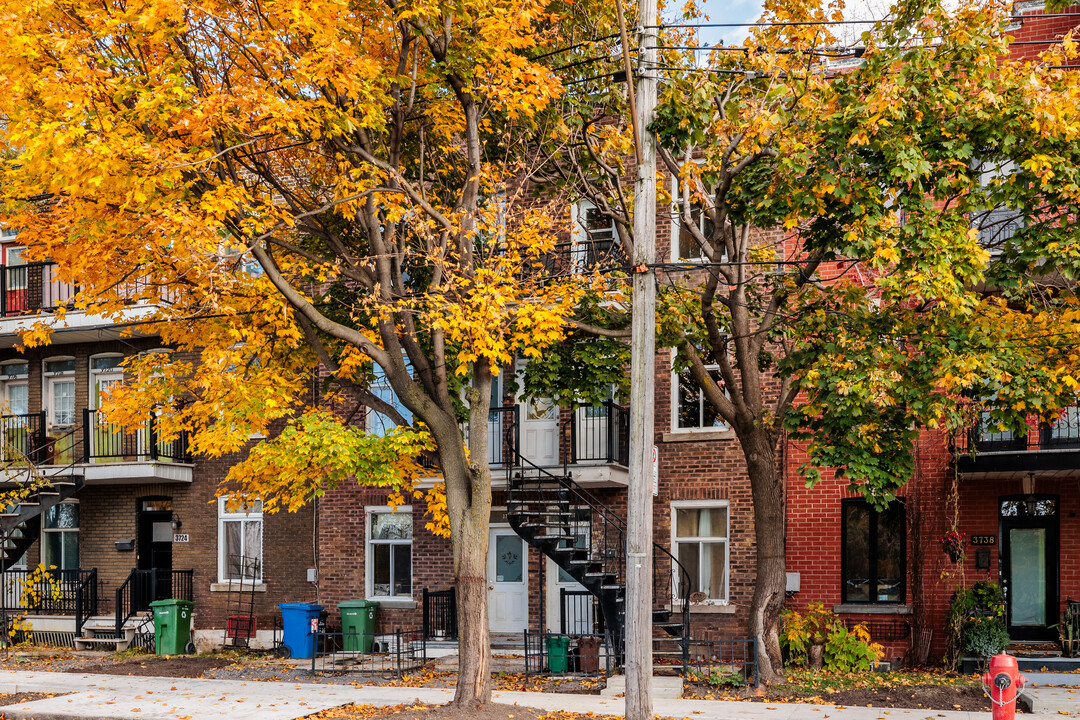 3726 Joseph Rue in Verdun, QC - Building Photo