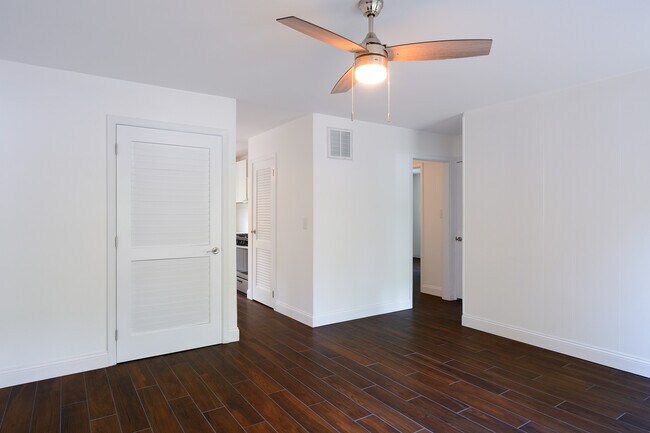 6 Dogwood Ct in Asheville, NC - Building Photo - Building Photo