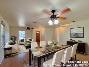 11035 Dublin Field in San Antonio, TX - Building Photo - Building Photo
