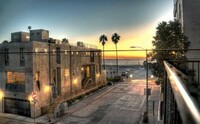 The Center Court Apartments in Venice, CA - Foto de edificio - Building Photo