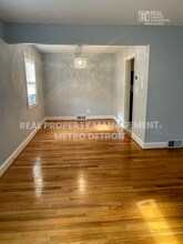 655 N Eton St in Birmingham, MI - Building Photo - Building Photo