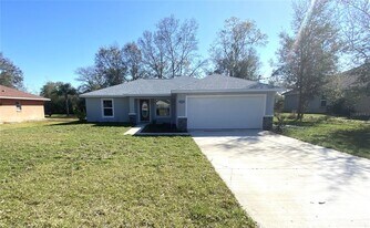 15941 SE 89th Terrace in Summerfield, FL - Building Photo