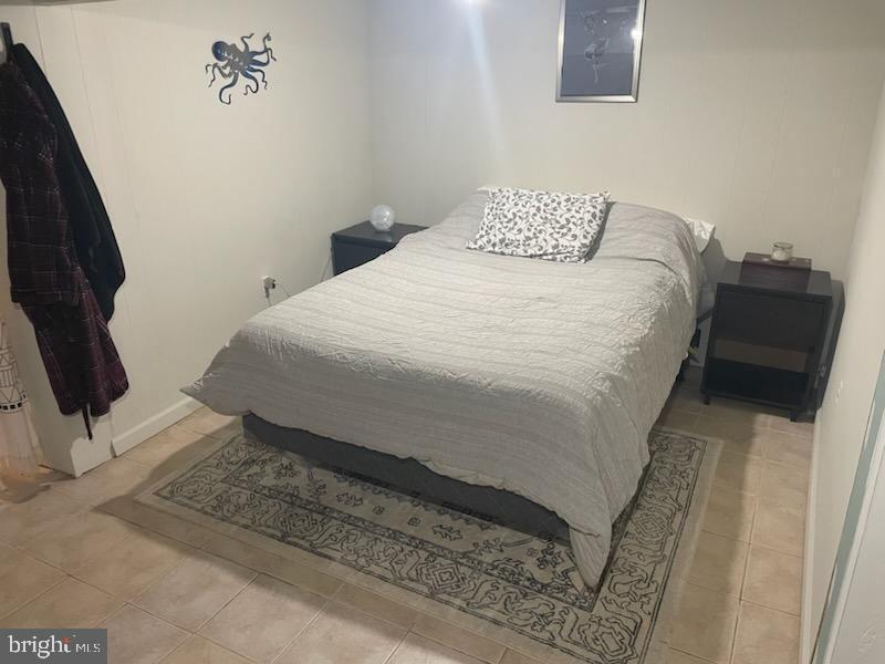 7021 Mower St in Philadelphia, PA - Building Photo