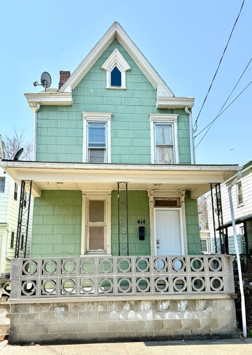 414 N Pitt St in Carlisle, PA - Foto de edificio