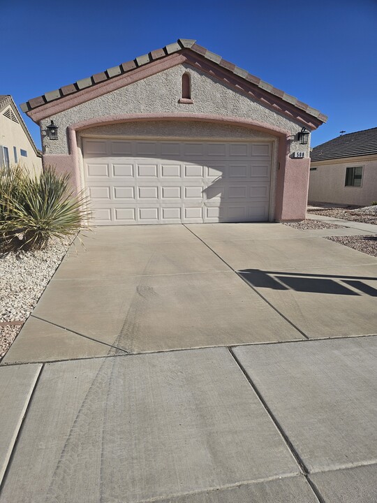 508 Bonnie Brook Pl in Henderson, NV - Building Photo