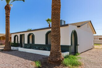 4013 W Nancy Ln in Phoenix, AZ - Building Photo - Building Photo
