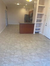 2338 Makanani Dr in Honolulu, HI - Building Photo - Building Photo