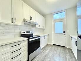 43-43 Division St in Welland, ON - Building Photo