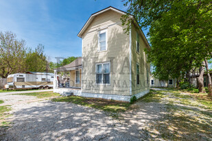 826 W Mentor St in Wichita, KS - Building Photo - Building Photo