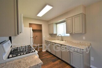 333 E Park Ave in Gilbert, AZ - Building Photo - Building Photo