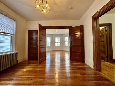 29 Woodlawn St, Unit 1