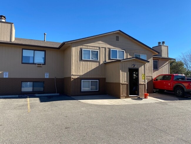 127 W 45th St in Loveland, CO - Building Photo - Building Photo