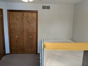 1174 Madison Ave, Unit T1 in Wooster, OH - Building Photo - Building Photo