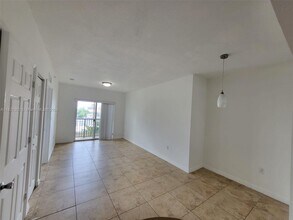435 SW 12th Ave in Miami, FL - Building Photo - Building Photo