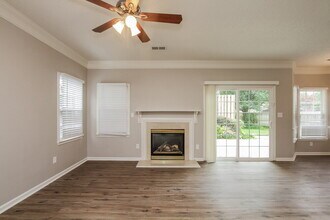 137 Chere Helen Dr in Mooresville, NC - Foto de edificio - Building Photo