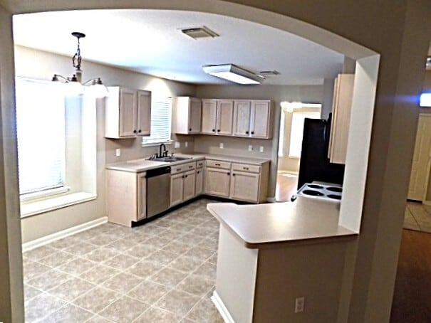 10467 Twin Circles Dr in Montgomery, TX - Building Photo - Building Photo