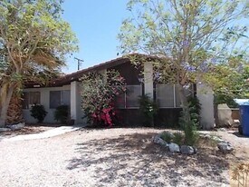 9774 Palm Dr, Unit A in Desert Hot Springs, CA - Building Photo