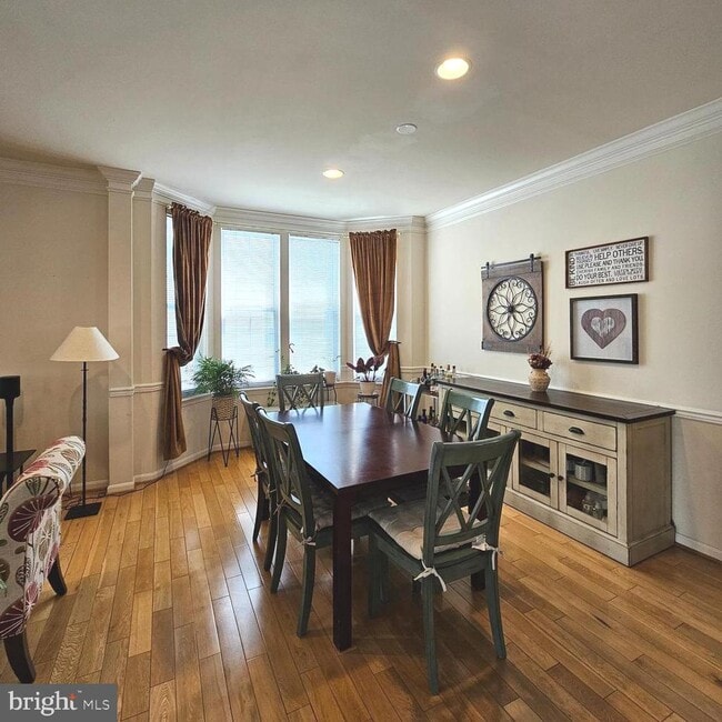 42991 Chesterton St in Ashburn, VA - Building Photo - Building Photo