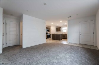 781 Pickled Pepper Pl in Henderson, NV - Building Photo - Building Photo