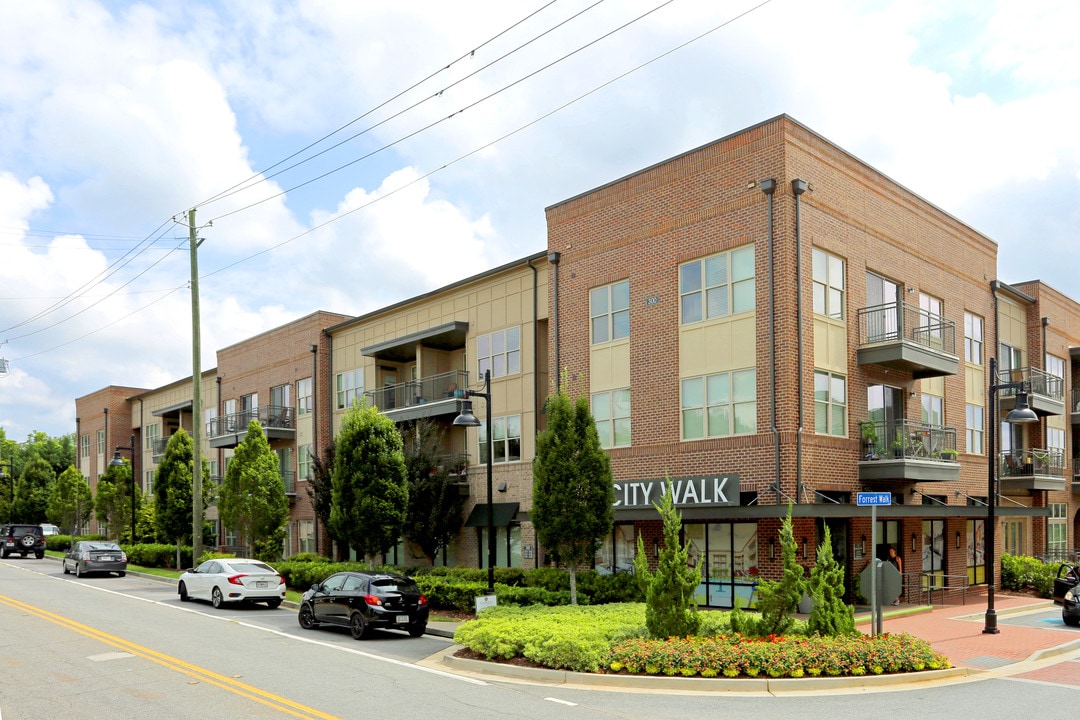 Roswell City Walk in Roswell, GA - Foto de edificio