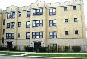 4101 N Sacramento Ave in Chicago, IL - Building Photo