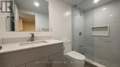 771 Damien Way in Mississauga, ON - Building Photo - Building Photo