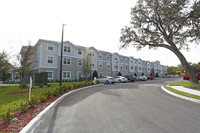 Abigail Court in Port Richey, FL - Foto de edificio - Building Photo