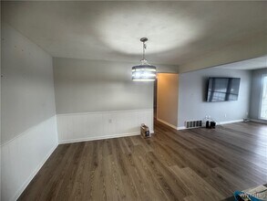 95 Carriage Dr in Orchard Park, NY - Building Photo - Building Photo