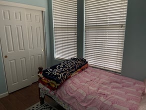 5633 Ridgepoint Dr in Antelope, CA - Building Photo - Building Photo