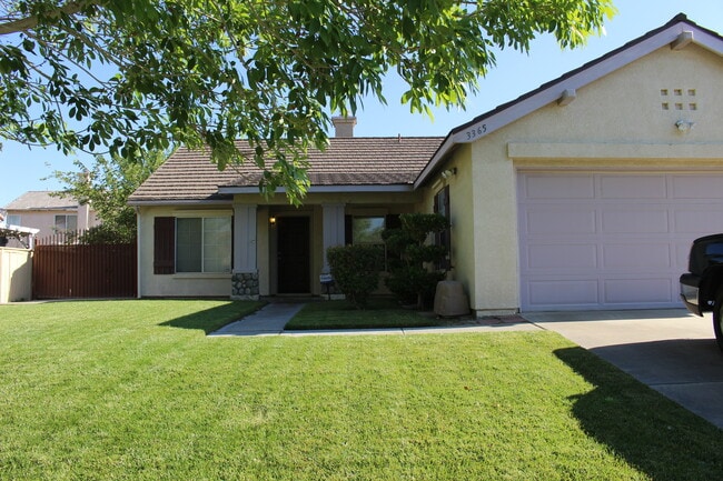 3365 Summer Breeze Ave