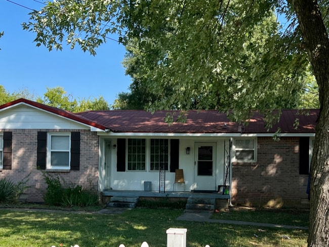 625 Martha Ave
